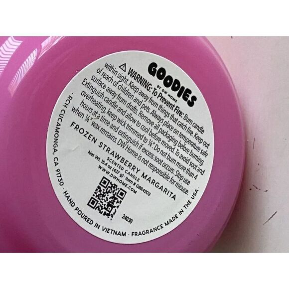 DW Home Cocktail Frozen Strawberry Margarita 15.4oz Scented NEW - Picture 12 of 12